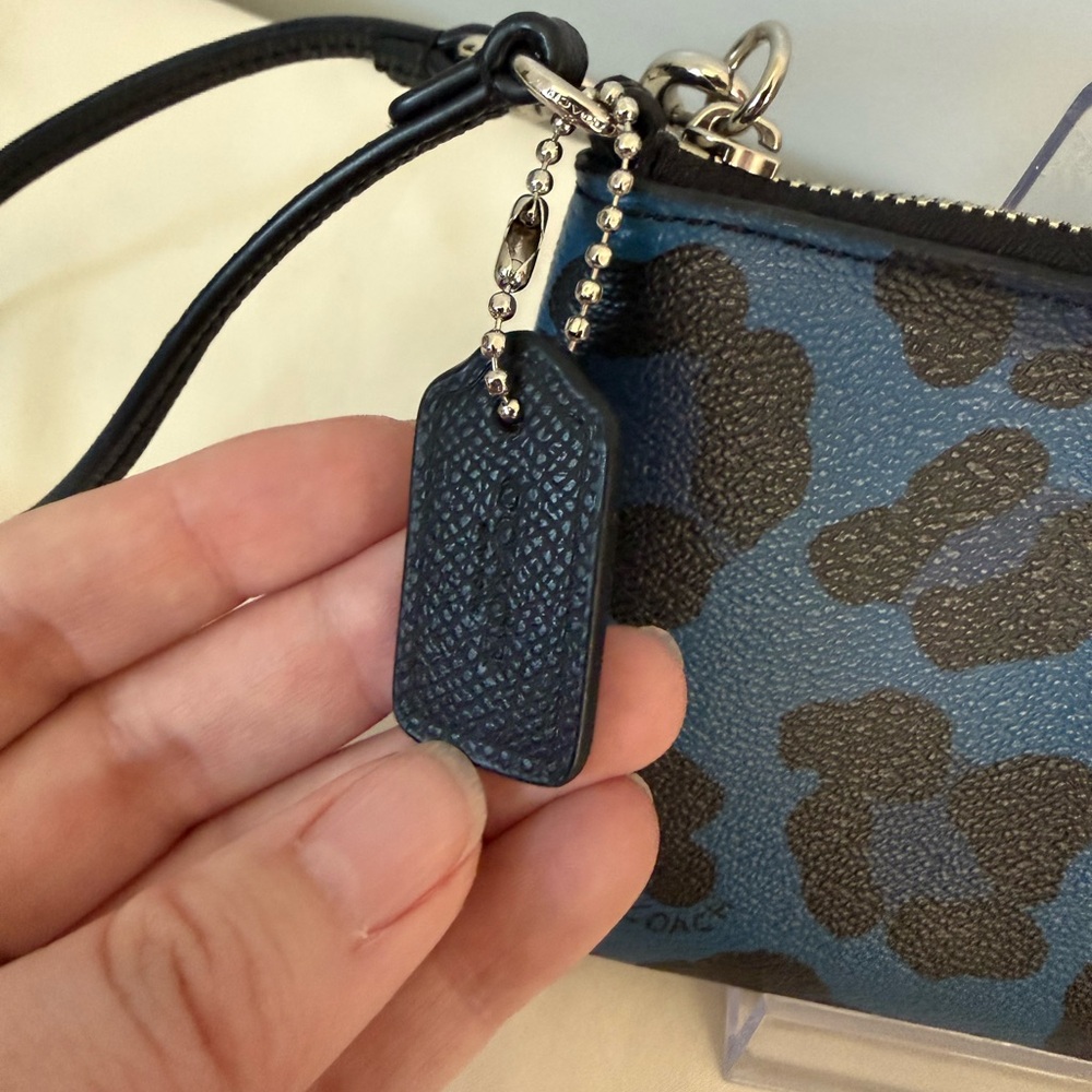 Coach Blue Ocelot Print Wristlet - Picture 4 of 5